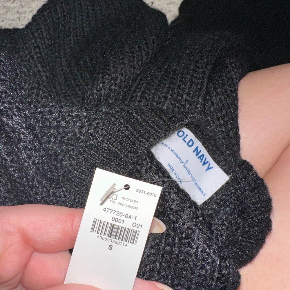 Sweater - Picture 3 of 4